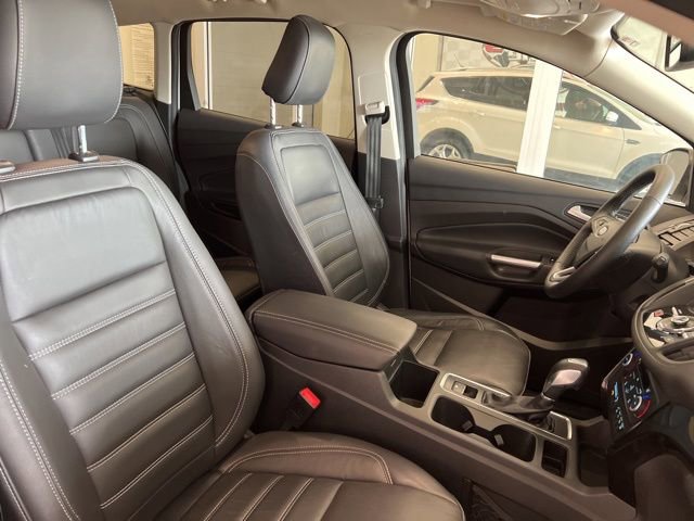 Used 2019 Ford Escape Titanium AWD/4WD image 13