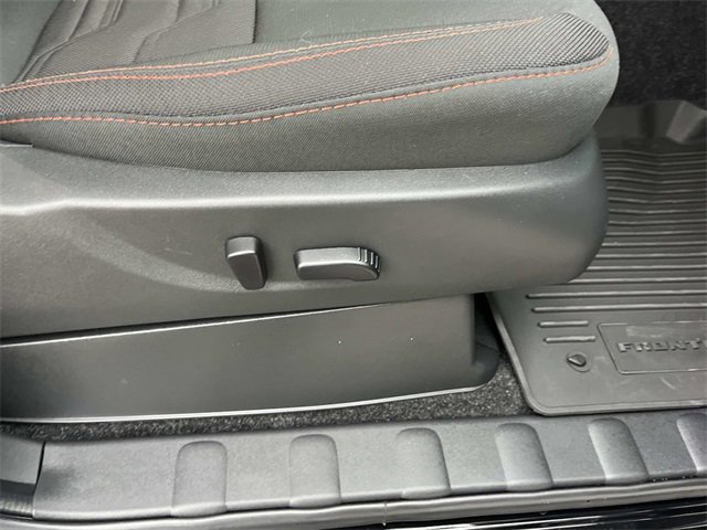 Used 2025 Nissan Frontier Pro-X w/ Pro Convenience Package image 24