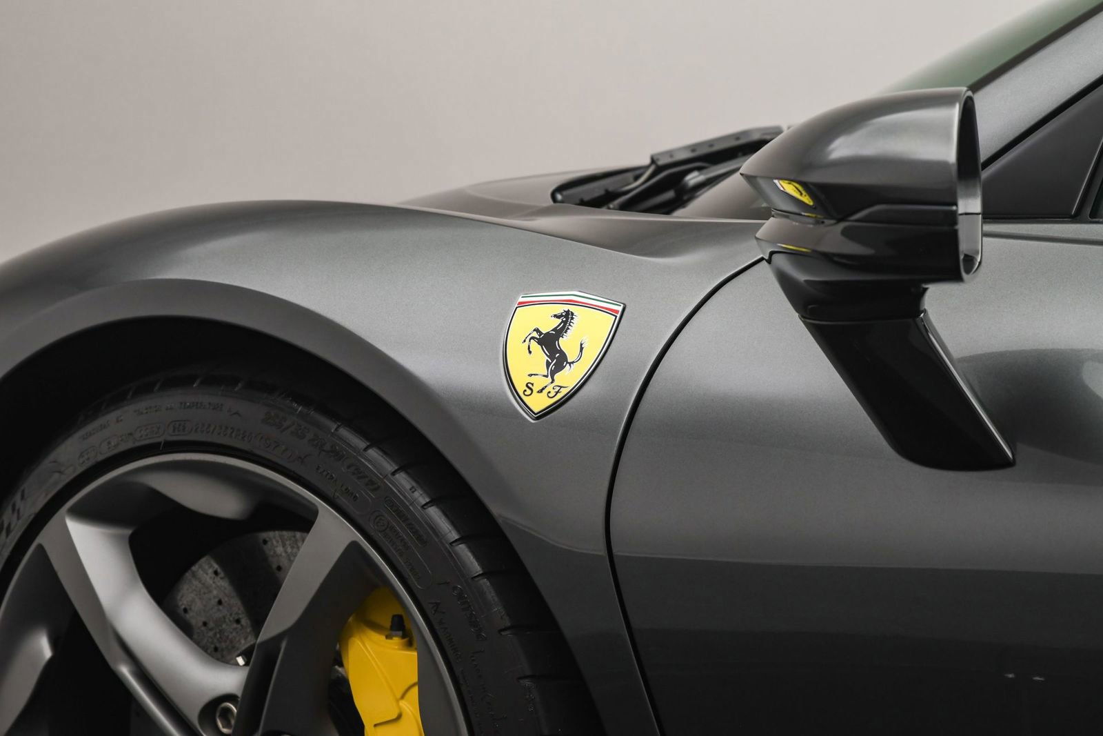 Used 2022 Ferrari SF90 Stradale image 38