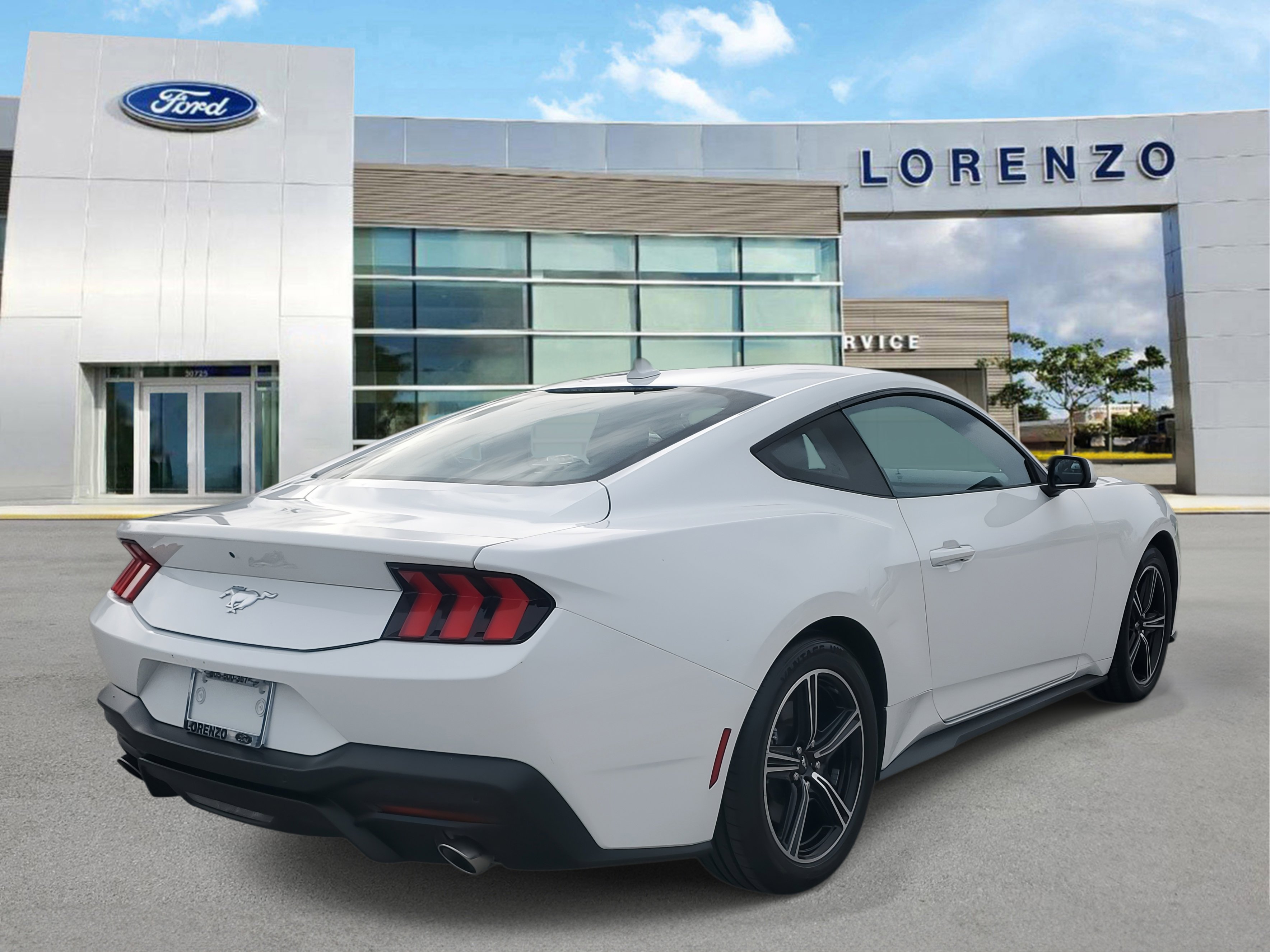 Used 2024 Ford Mustang Coupe image 5