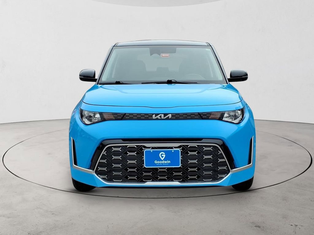 Used 2023 Kia Soul GT-Line image 2