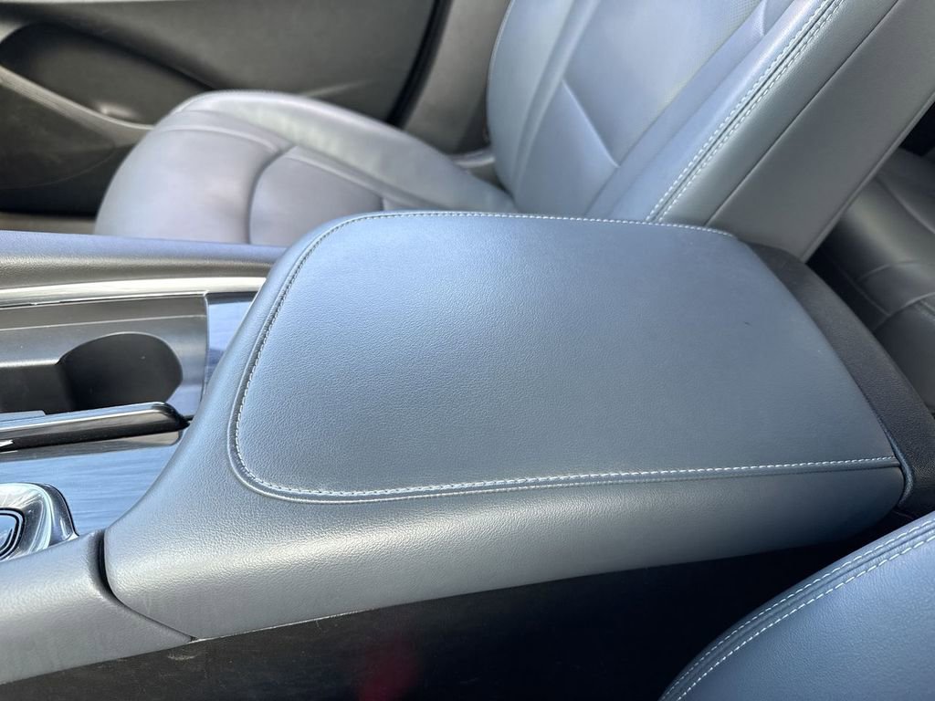 Used 2023 Buick Enclave Essence w/ Experience Buick Package AWD/4WD image 21