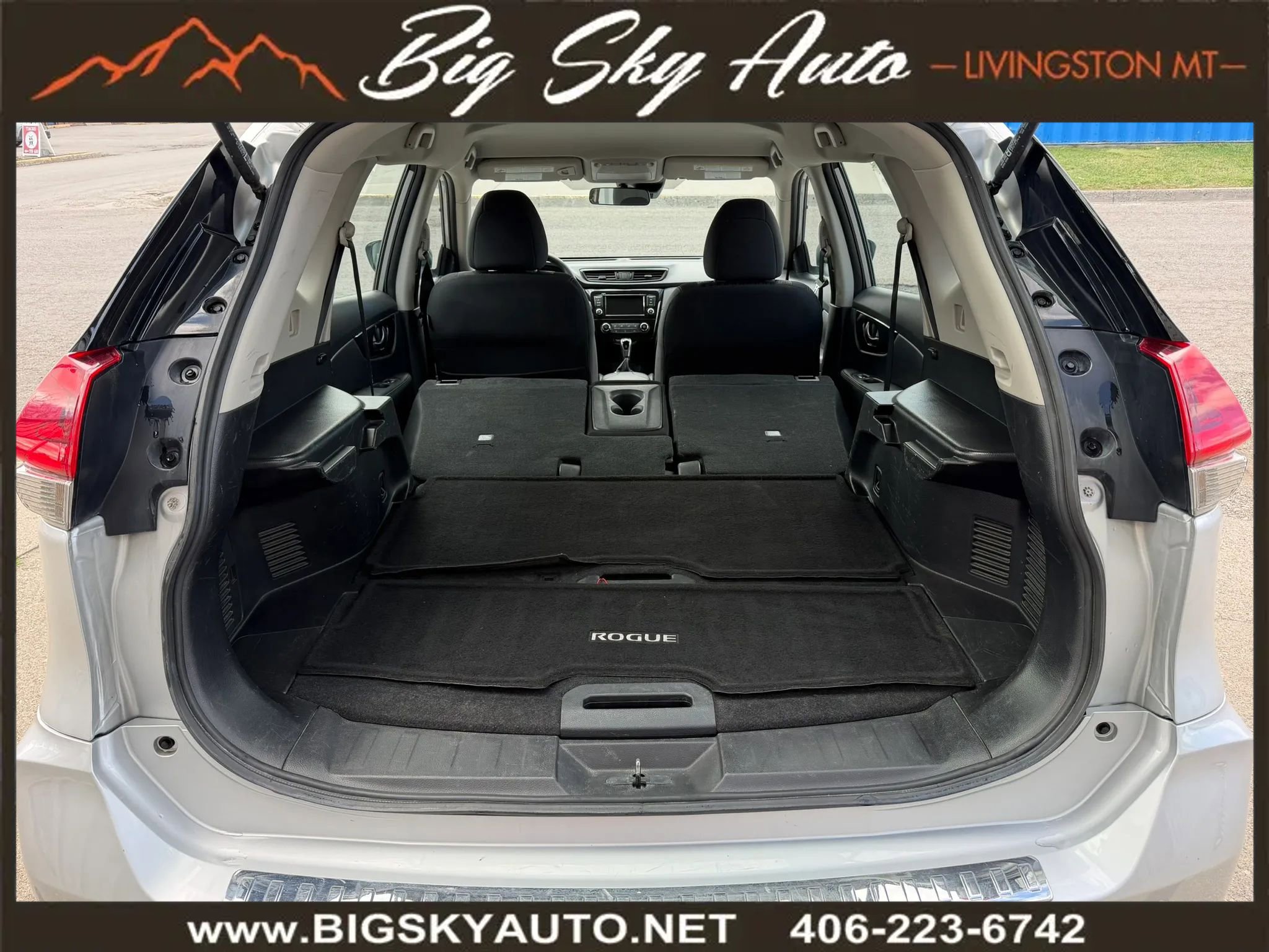Used 2019 Nissan Rogue S AWD/4WD image 23