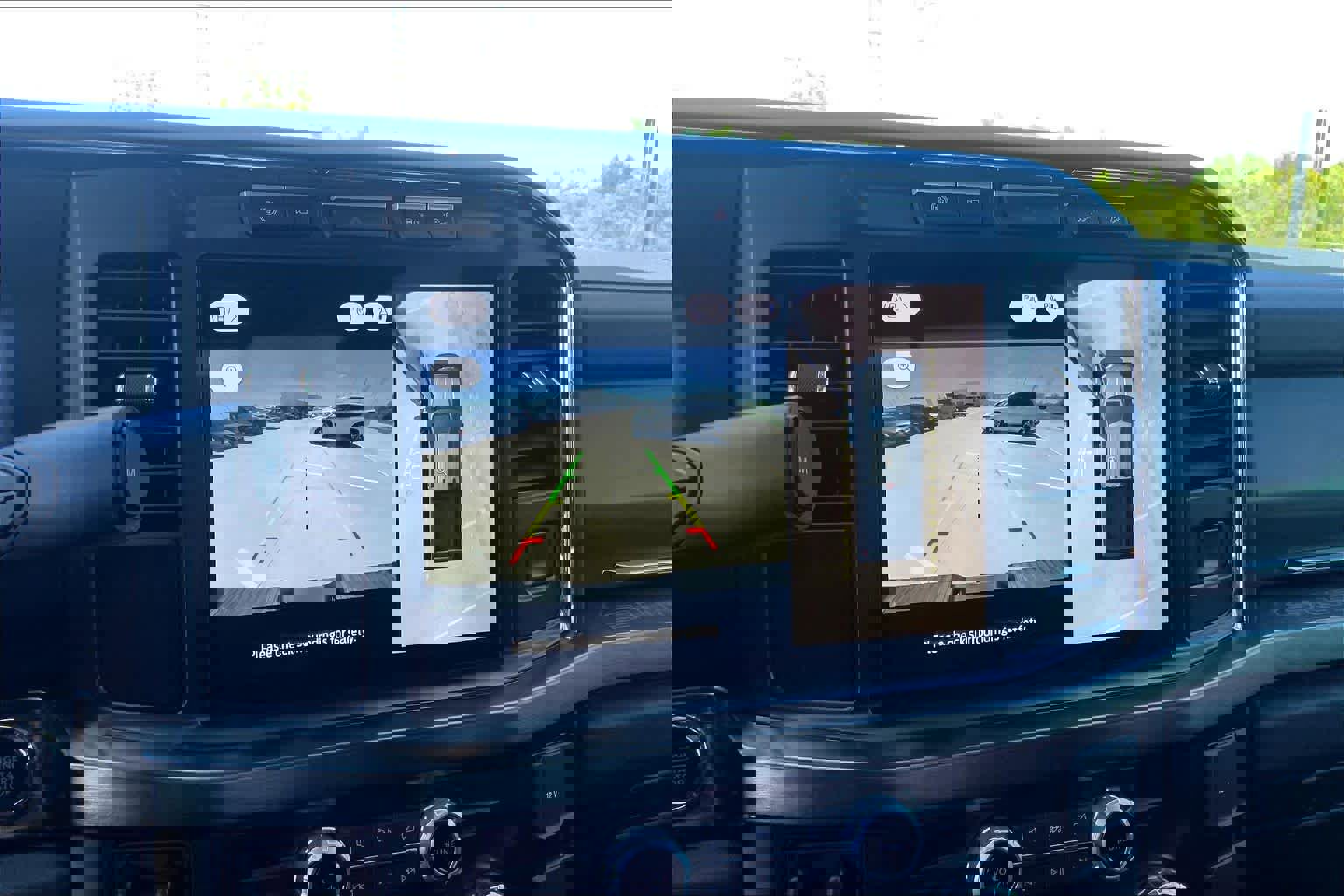 Used 2024 Ford F250 Lariat w/ FX4 Off-Road Package image 24