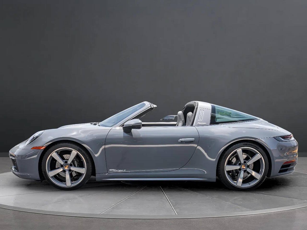 Used 2024 Porsche 911 Targa 4 AWD/4WD image 6