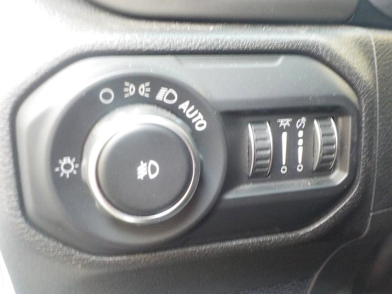 Used 2019 Jeep Wrangler Unlimited Sport S image 12