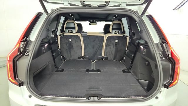 New 2026 Volvo XC90 T8 Plus w/ Protection Package Premier AWD/4WD image 42