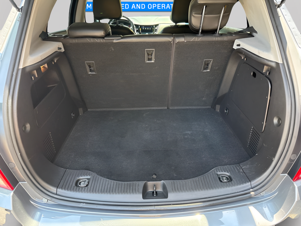 Used 2019 Chevrolet Trax LT w/ LT Convenience Package AWD/4WD image 12