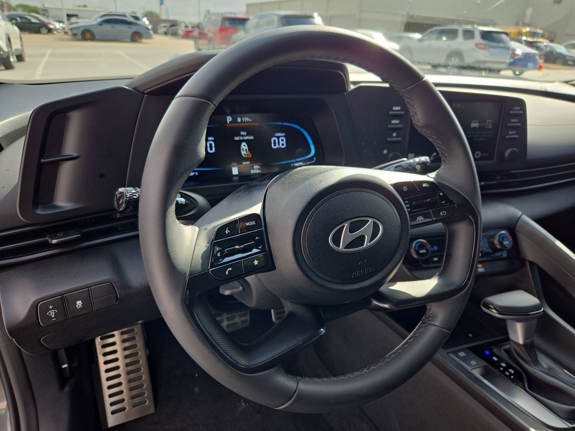 Used 2025 Hyundai Elantra Sport image 17