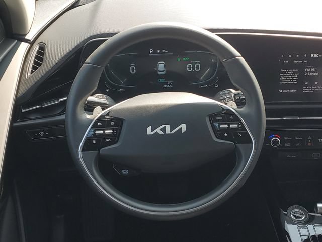 Certified 2024 Kia Niro EX FWD image 12
