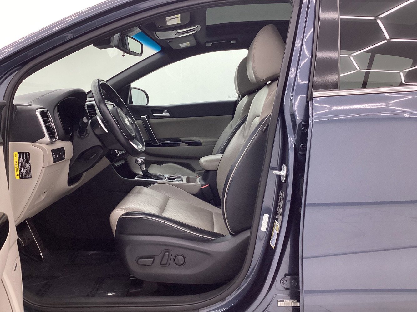 Used 2020 Kia Sportage SX image 14