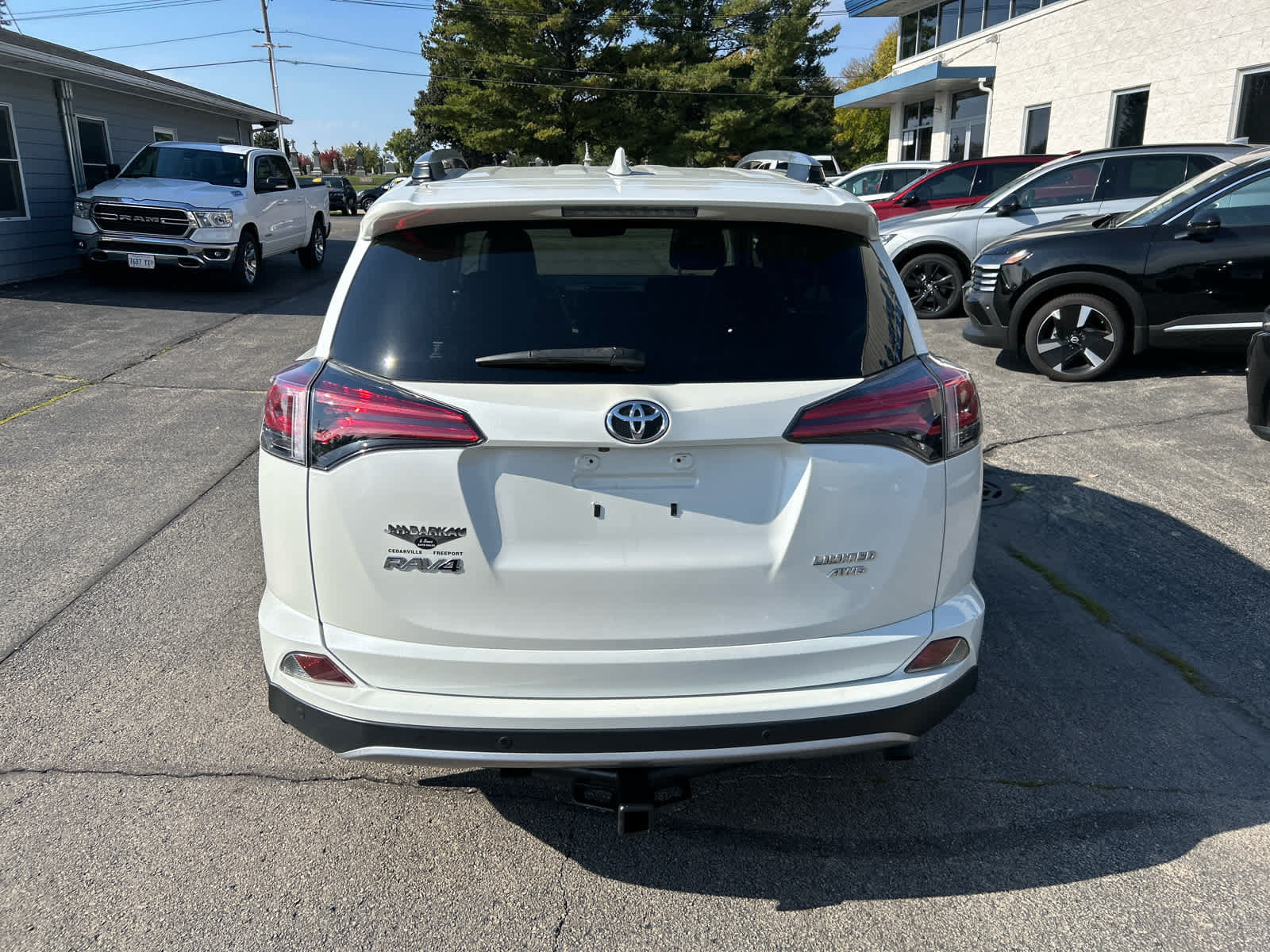Used 2017 Toyota RAV4 Limited w/ Advanced Technology Package AWD/4WD image 4