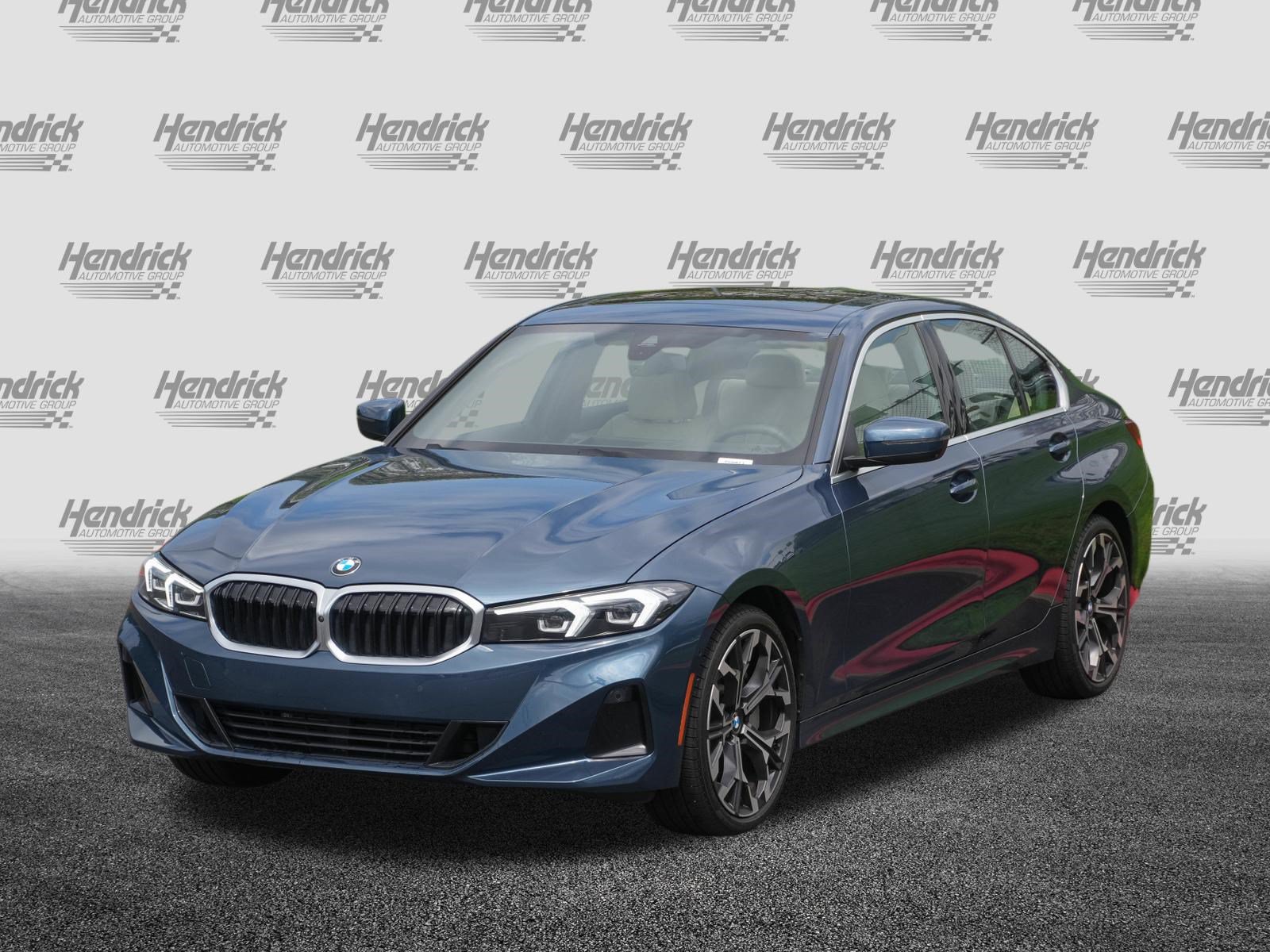 Certified 2025 BMW 330i Sedan RWD image 3