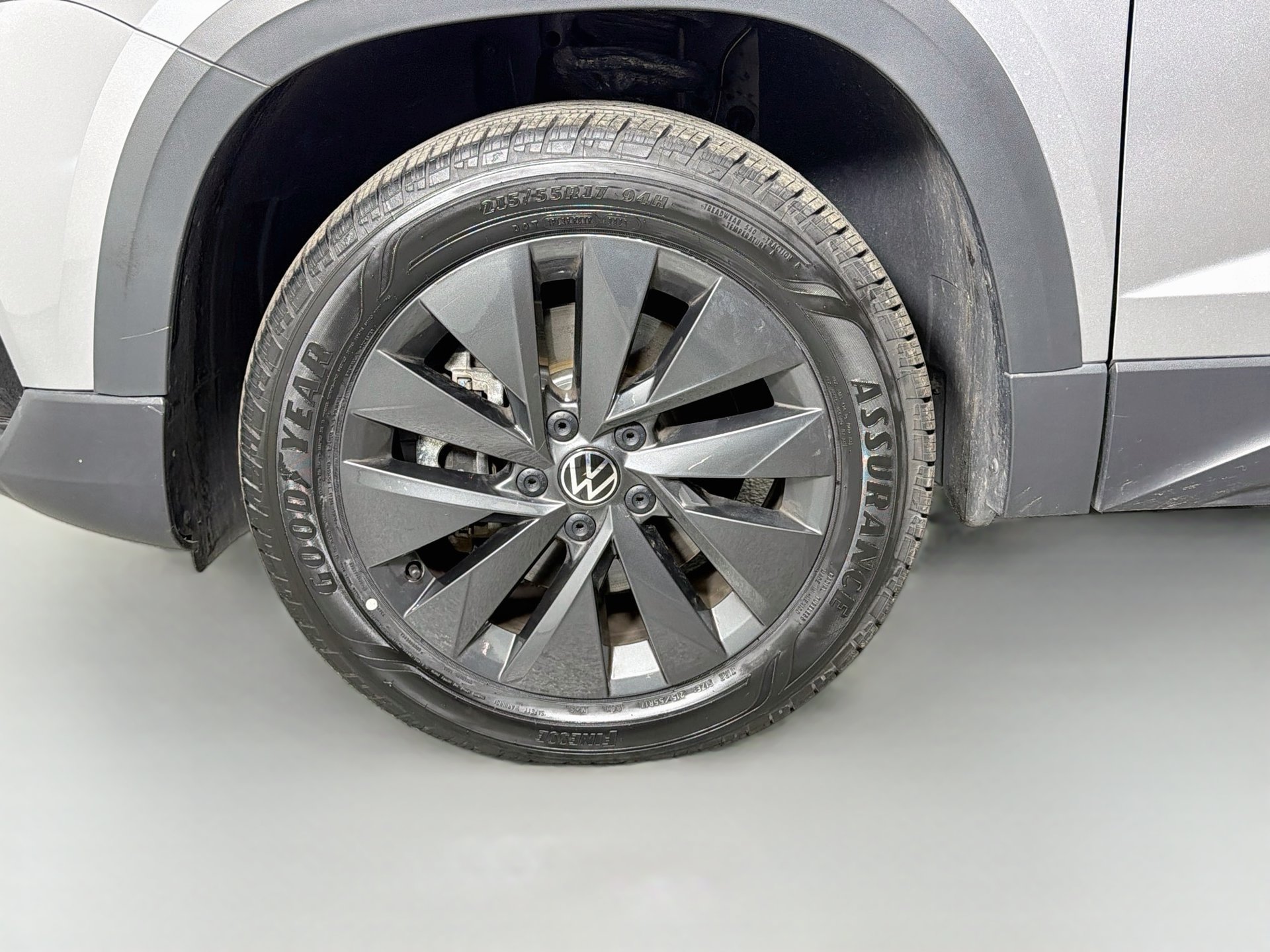 Certified 2023 Volkswagen Taos S FWD image 28