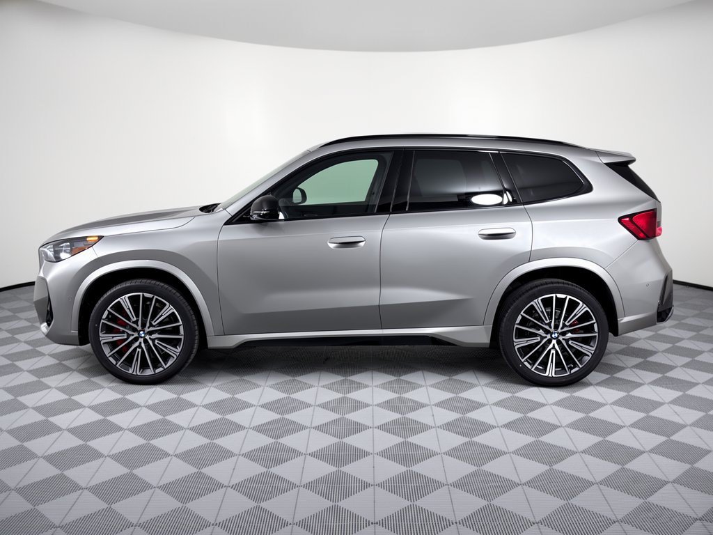 New 2027 BMW X1 xDrive28i AWD/4WD image 2
