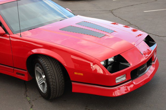 Used 1990 Chevrolet Camaro IROC-Z RWD image 10