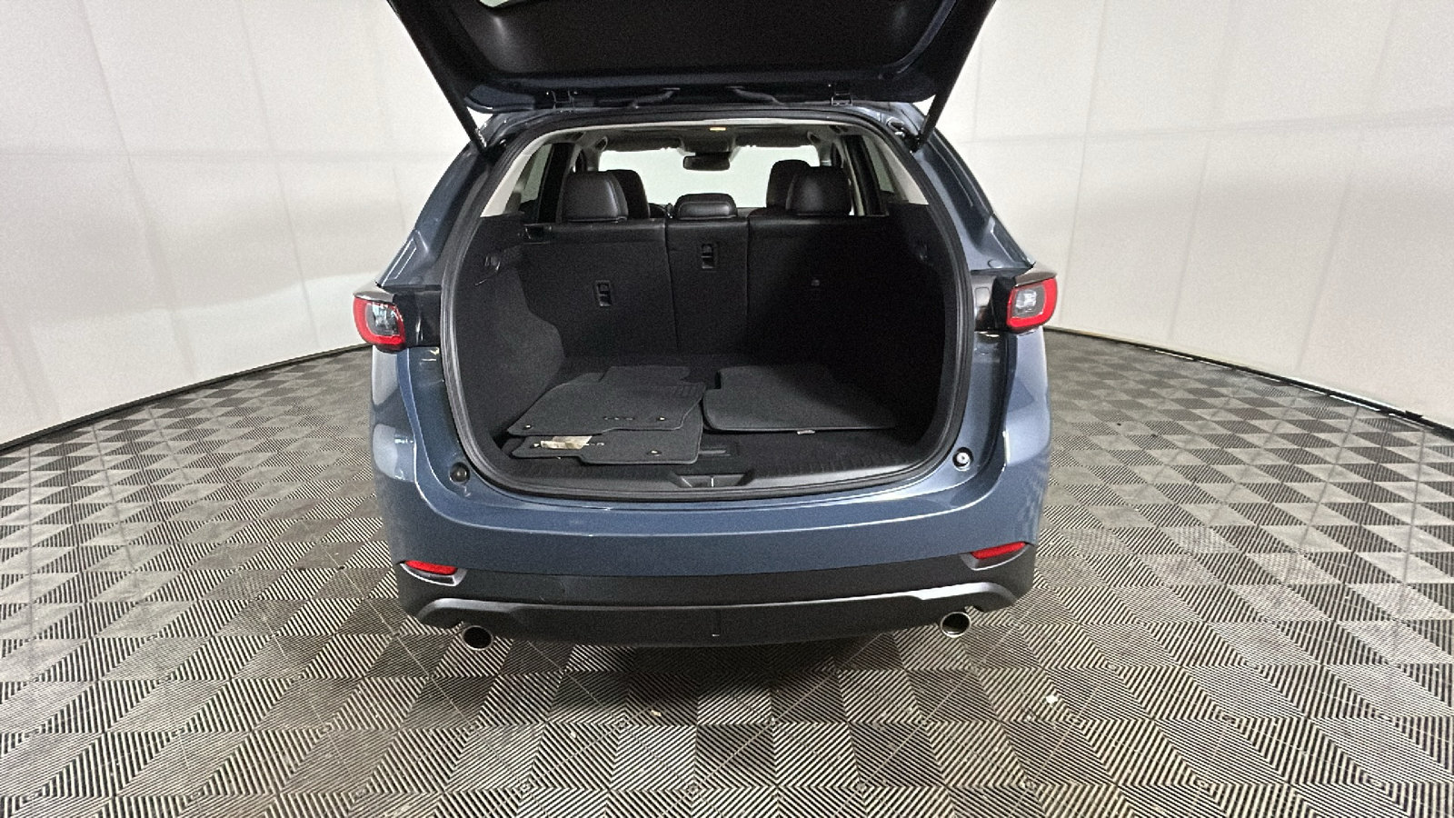Used 2025 MAZDA CX-5 Carbon Edition AWD/4WD image 32