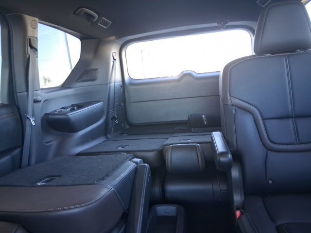 Certified 2026 Nissan Armada SL w/ Captain's Chari Seat Package RWD image 20
