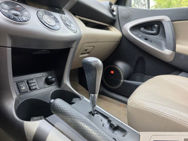 Used 2006 Toyota RAV4 Limited image 21