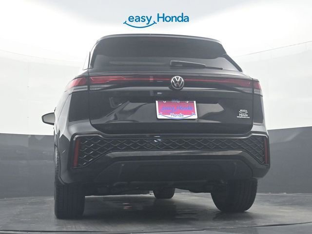 Used 2026 Volkswagen Tiguan SE R-Line image 32