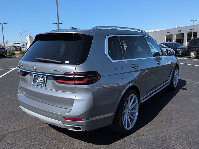 Used 2024 BMW X7 xDrive40i image 6