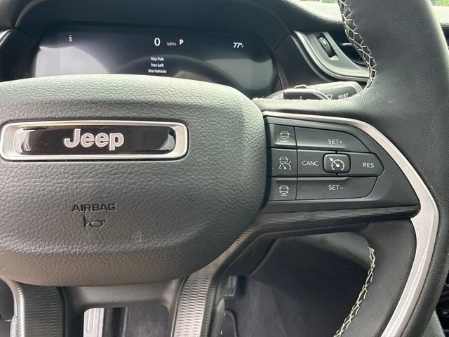 Used 2025 Jeep Grand Cherokee L Laredo w/ Luxury Tech Group I AWD/4WD image 39