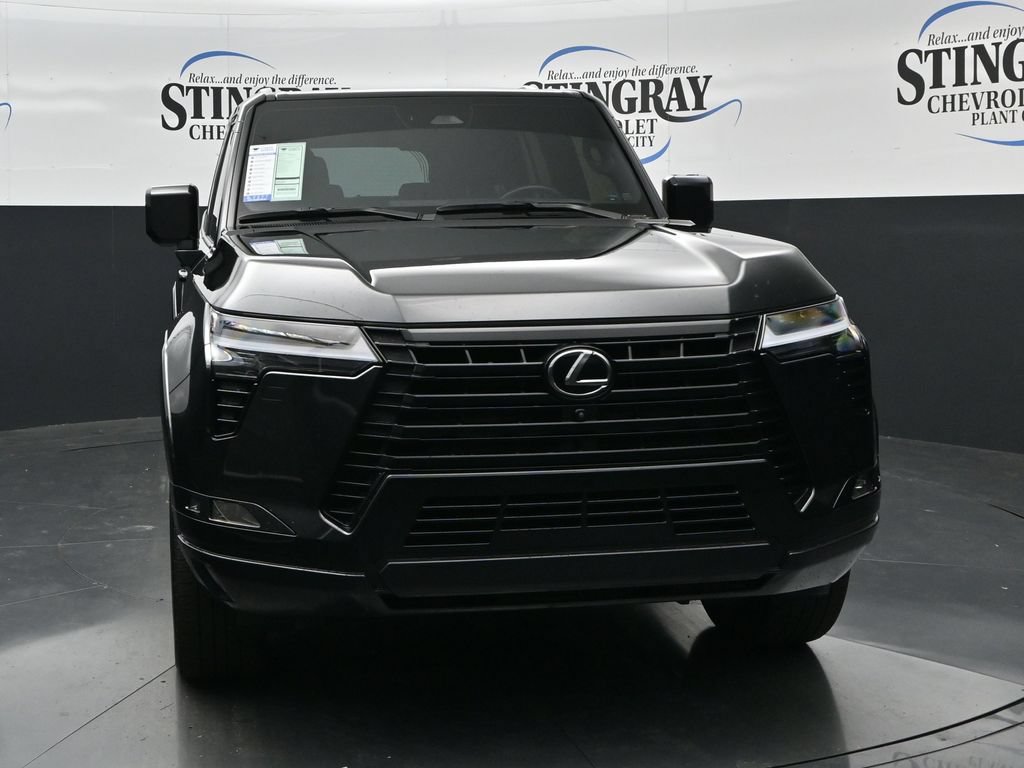 Used 2025 Lexus GX 550 w/ Cold Area Package AWD/4WD image 2