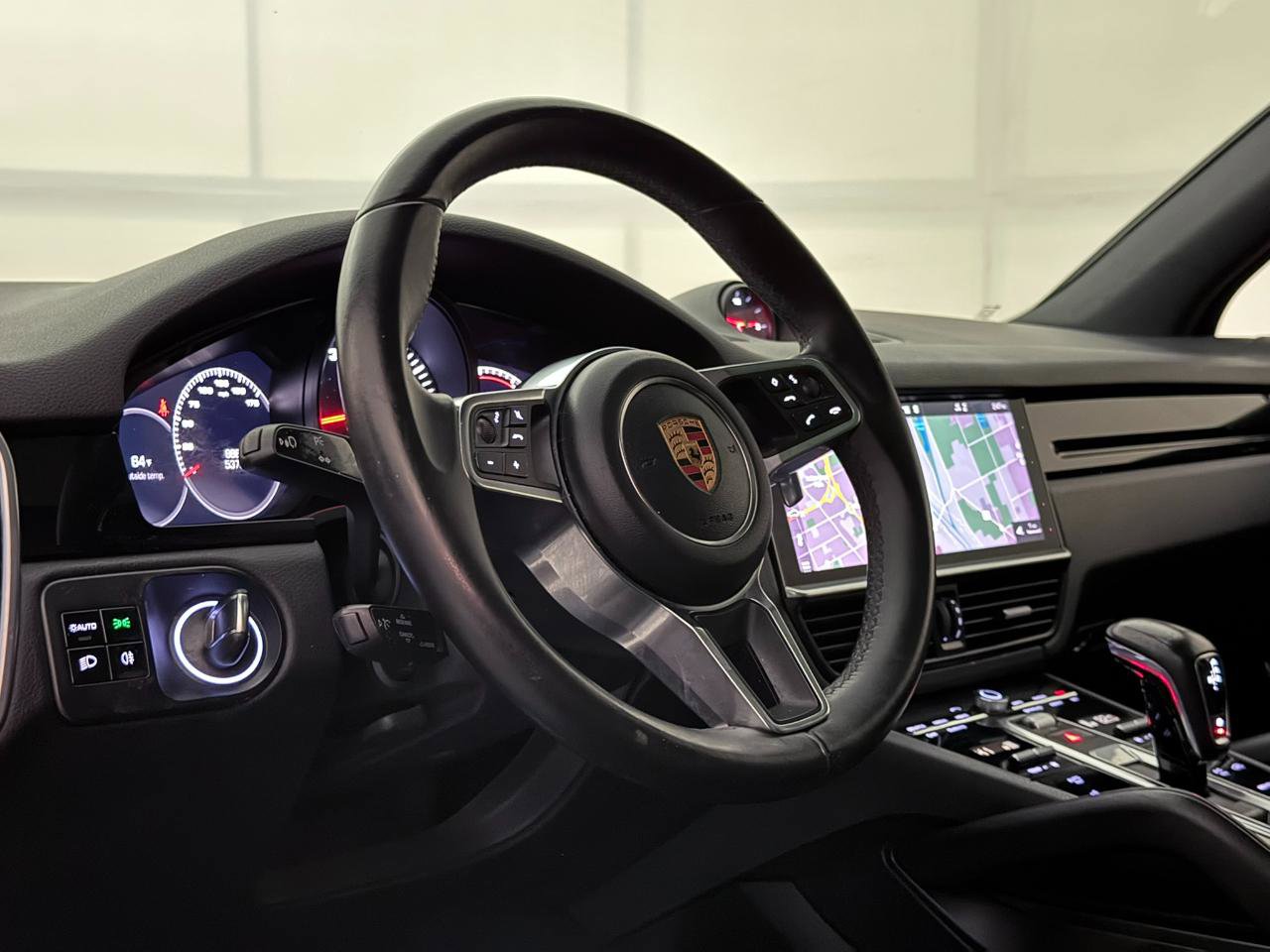 Used 2019 Porsche Cayenne AWD/4WD image 19
