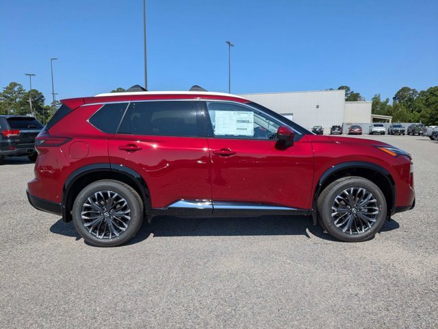 New 2025 Nissan Rogue Platinum w/ Platinum Premium Package image 3