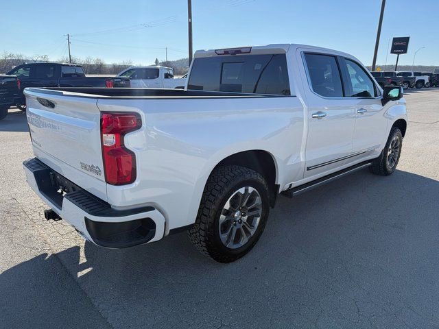 Used 2024 Chevrolet Silverado 1500 High Country w/ Technology Package image 6