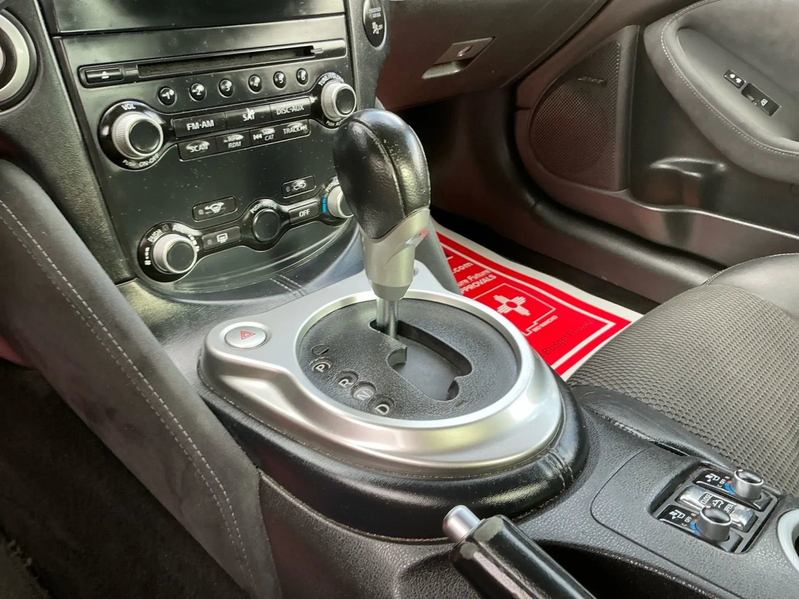 Used 2014 Nissan 370Z Touring w/ Sport Package image 31