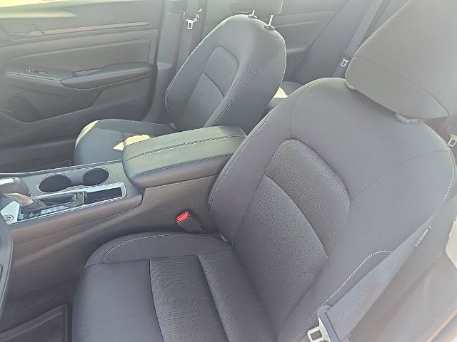 Certified 2025 Nissan Altima 2.5 S FWD image 9
