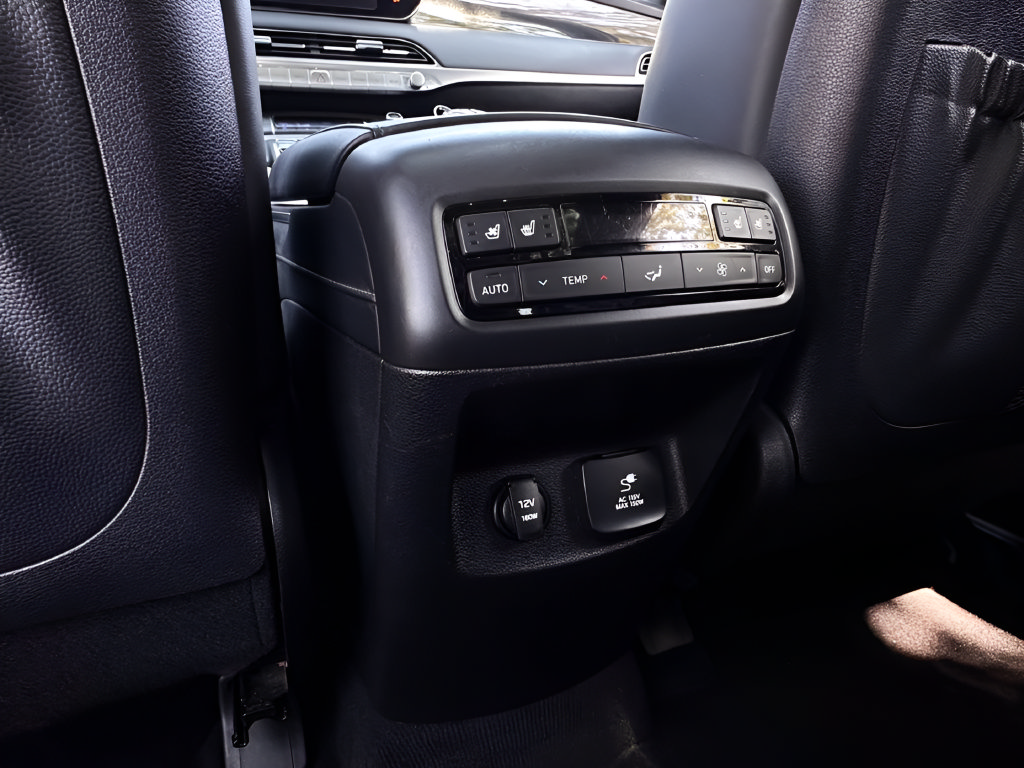 Used 2020 Hyundai Palisade Limited FWD image 23