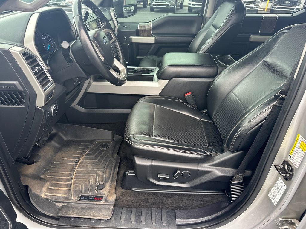 Used 2018 Ford F250 Lariat w/ Lariat Value Package AWD/4WD image 9