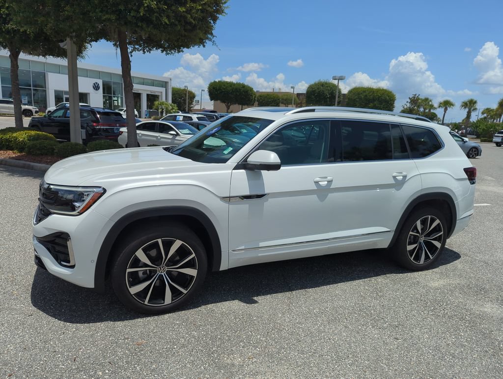 Certified 2026 Volkswagen Atlas SEL Premium R-Line AWD/4WD image 13