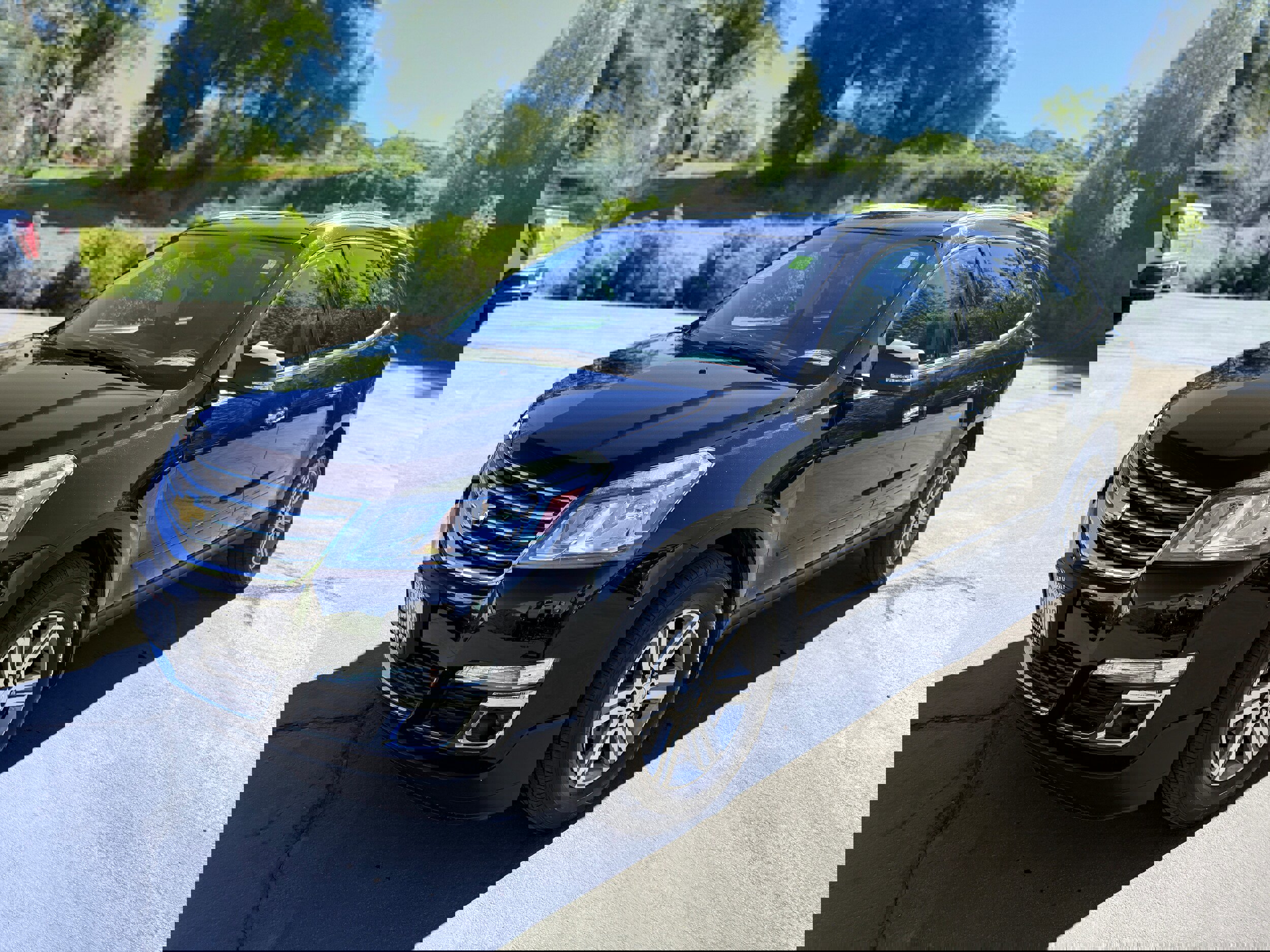 Used 2017 Chevrolet Traverse LT image 2