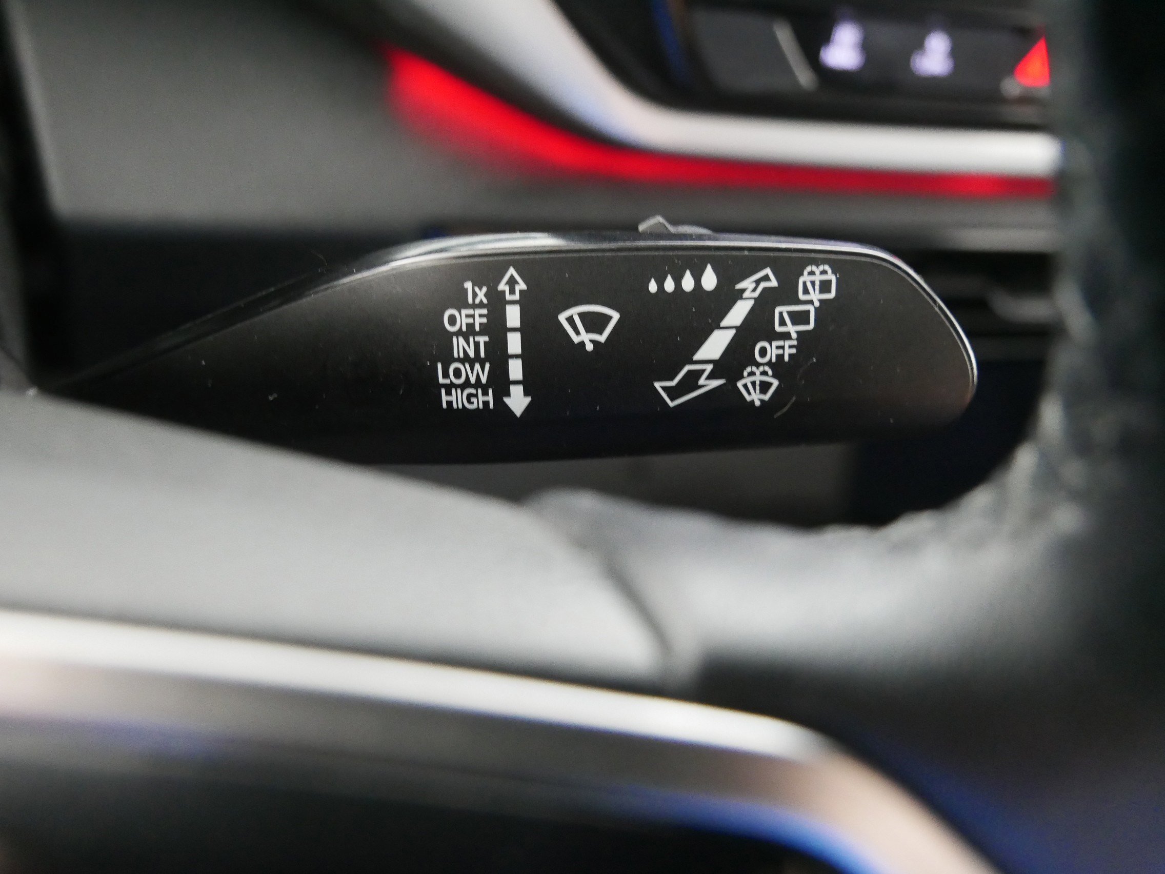 Used 2023 Volkswagen ID.4 Pro S image 32