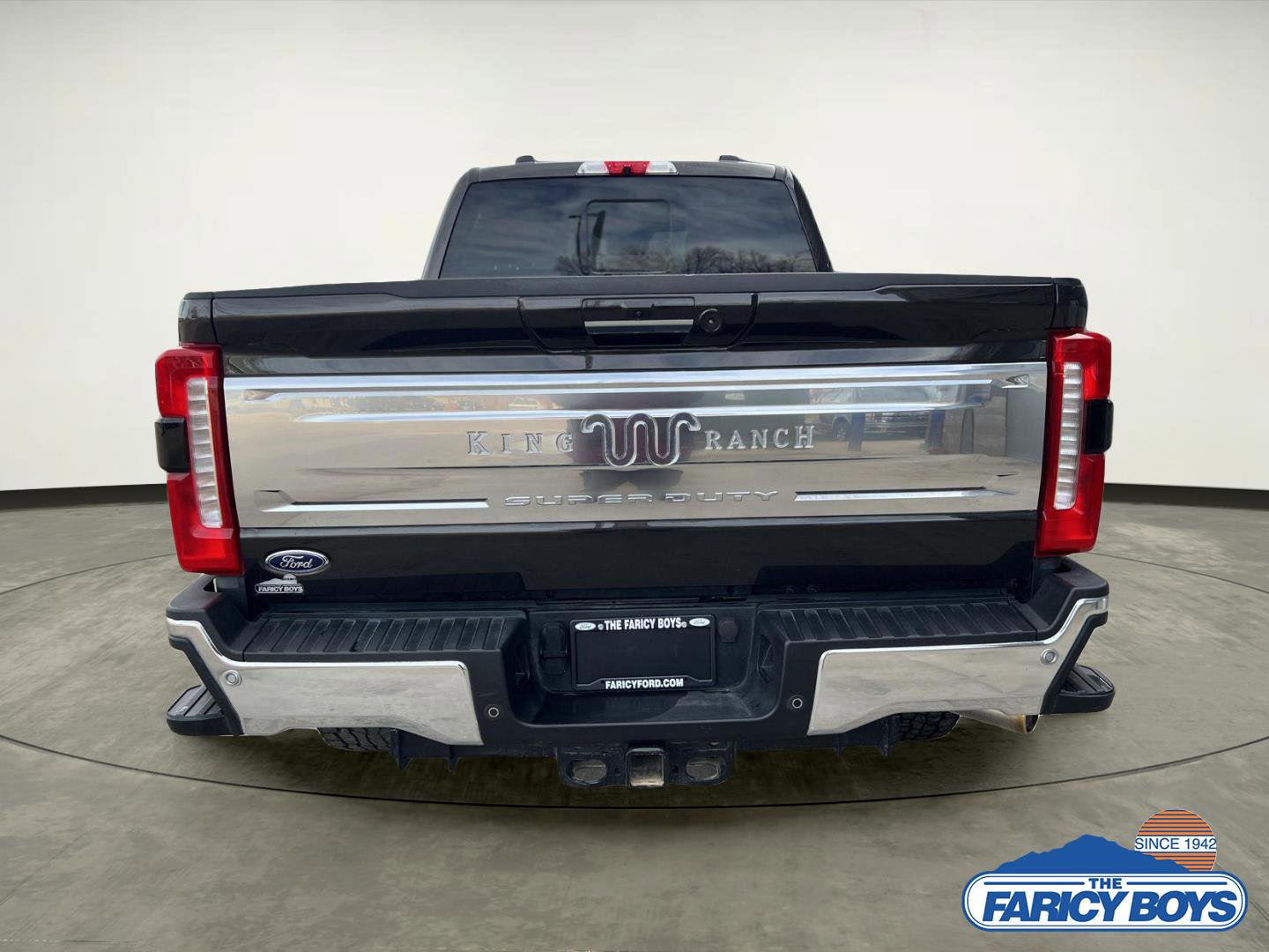 Used 2024 Ford F350 King Ranch w/ Chrome Package image 3