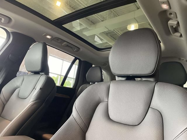 Used 2024 Volvo XC90 T8 Plus AWD/4WD image 16