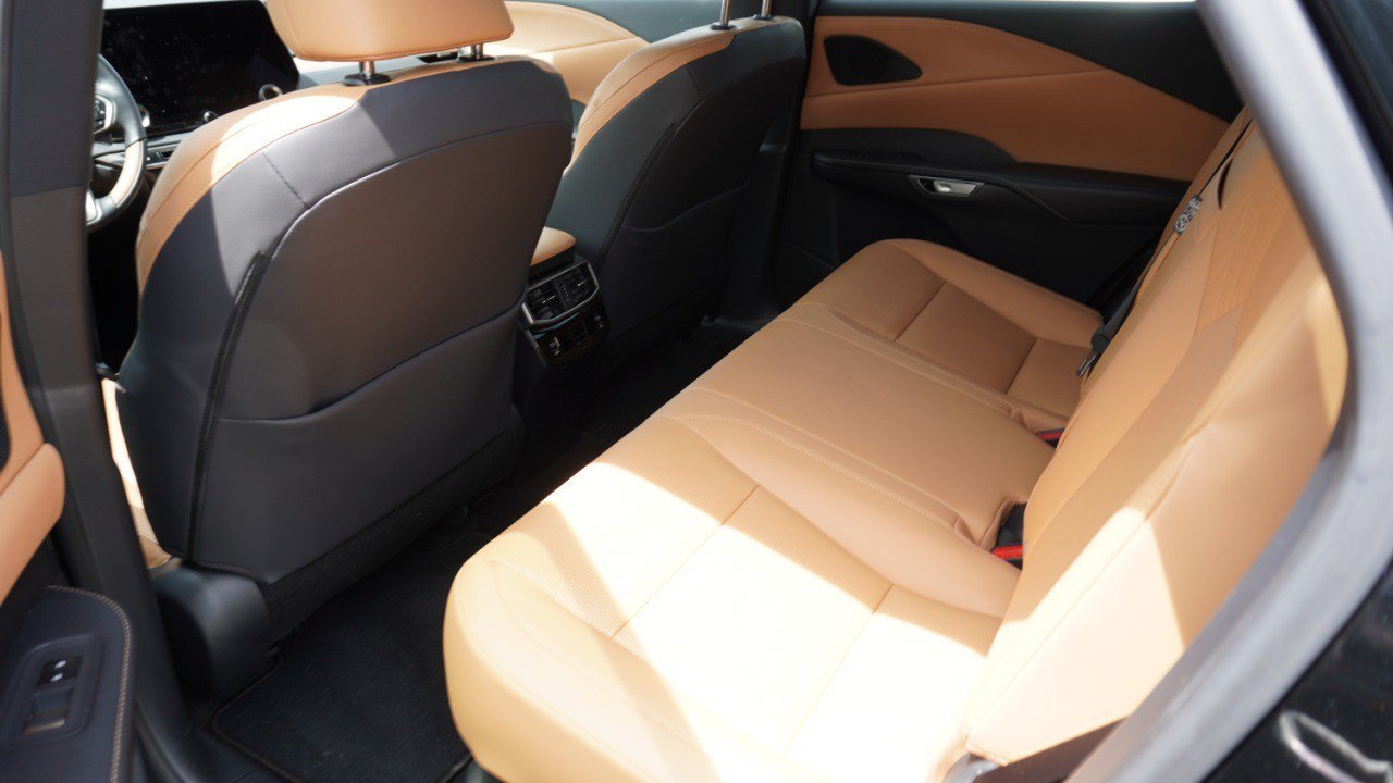 Certified 2025 Lexus RX 350 Premium Plus FWD image 9