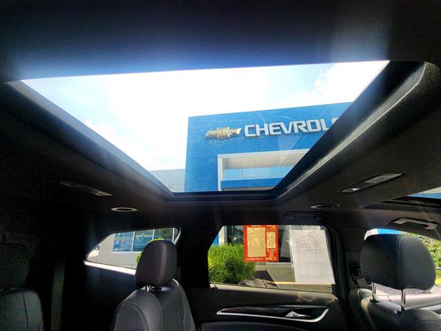 Used 2023 Buick Enclave Essence w/ Experience Buick Package image 13