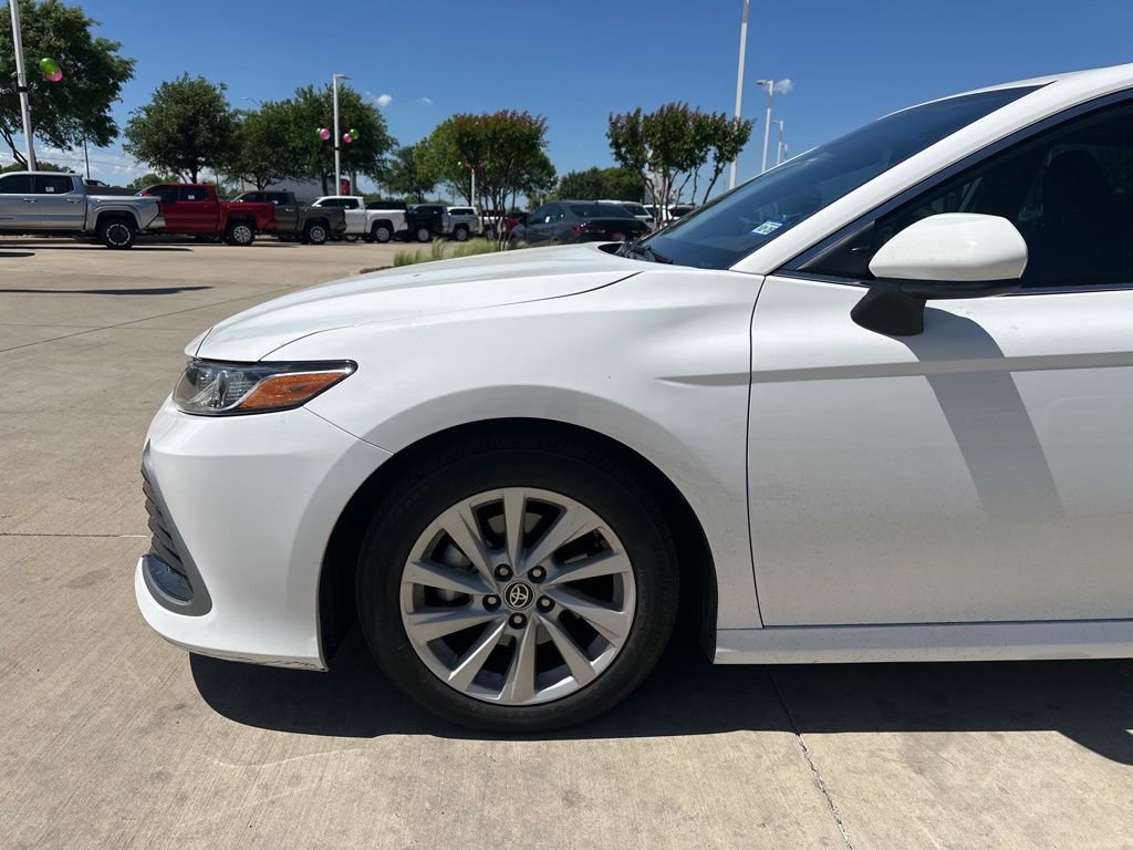 Certified 2022 Toyota Camry LE image 2