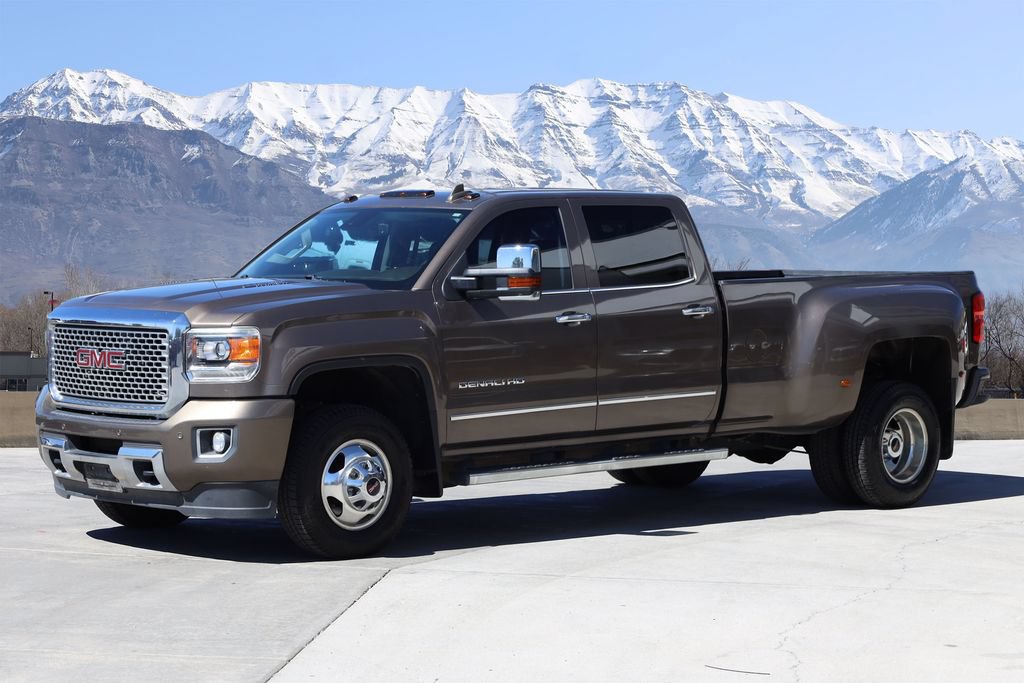 Used 2015 GMC Sierra 3500 Denali w/ Duramax Plus Package AWD/4WD image 2