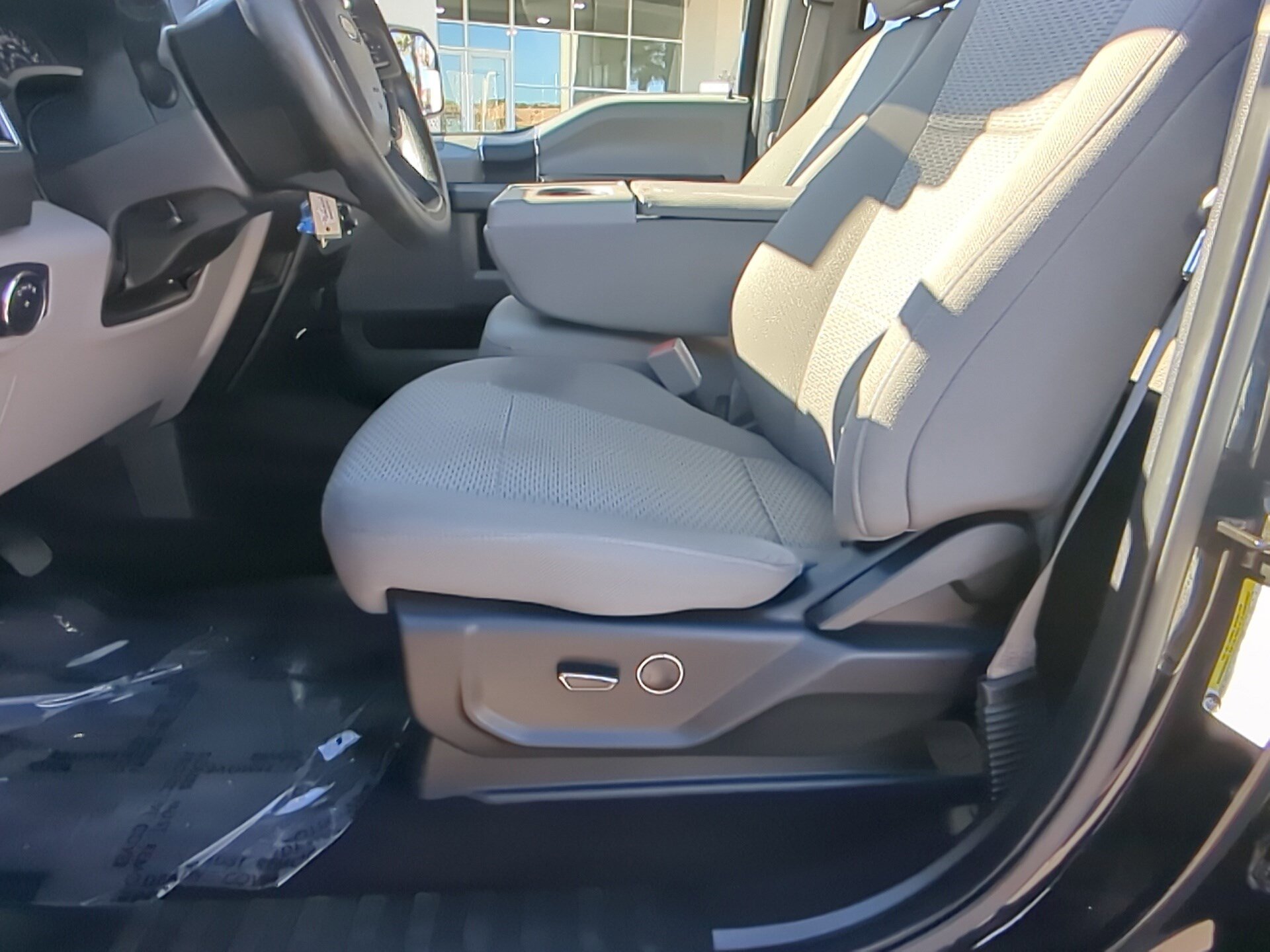 Used 2018 Ford F150 XLT image 21