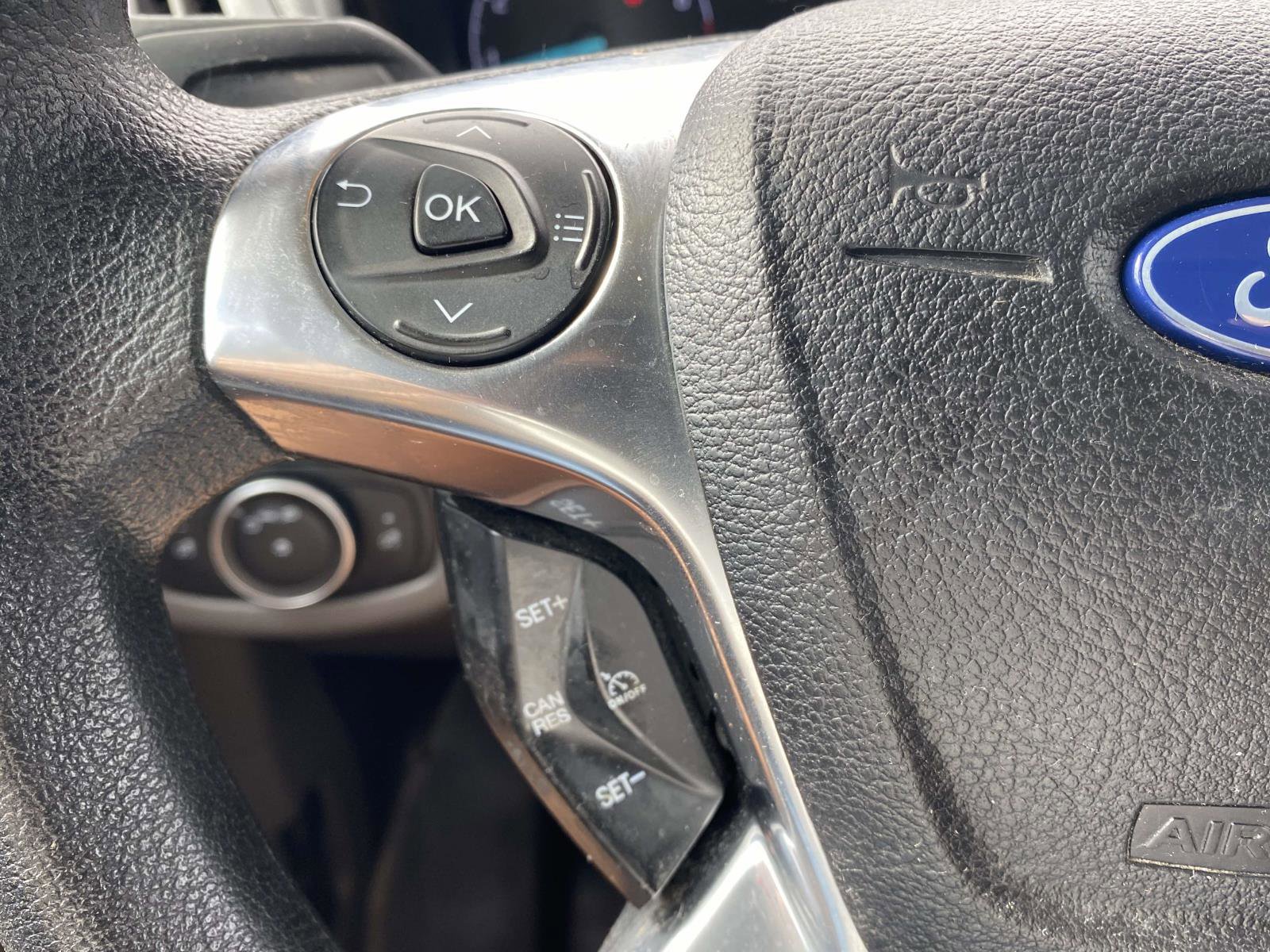 Used 2019 Ford Transit Connect XL image 17