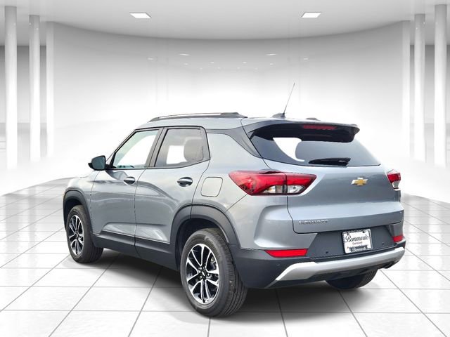 Used 2026 Chevrolet TrailBlazer LT w/ Driver Confidence Package image 3