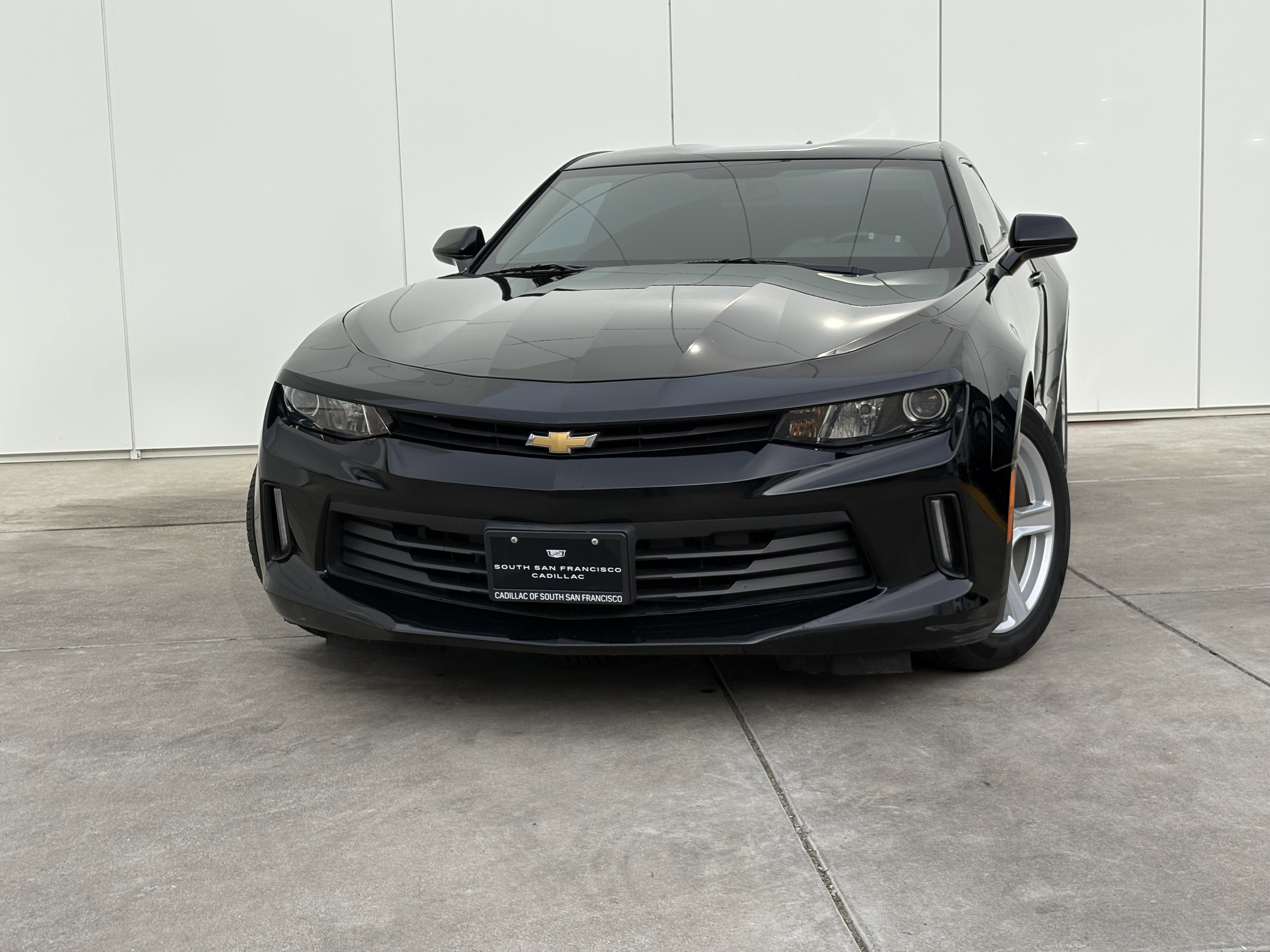 Used 2017 Chevrolet Camaro LT image 1