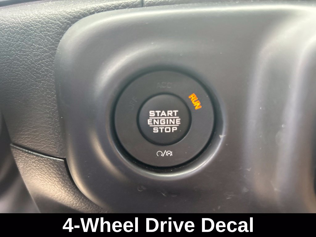 Used 2023 Jeep Gladiator Sport AWD/4WD image 40