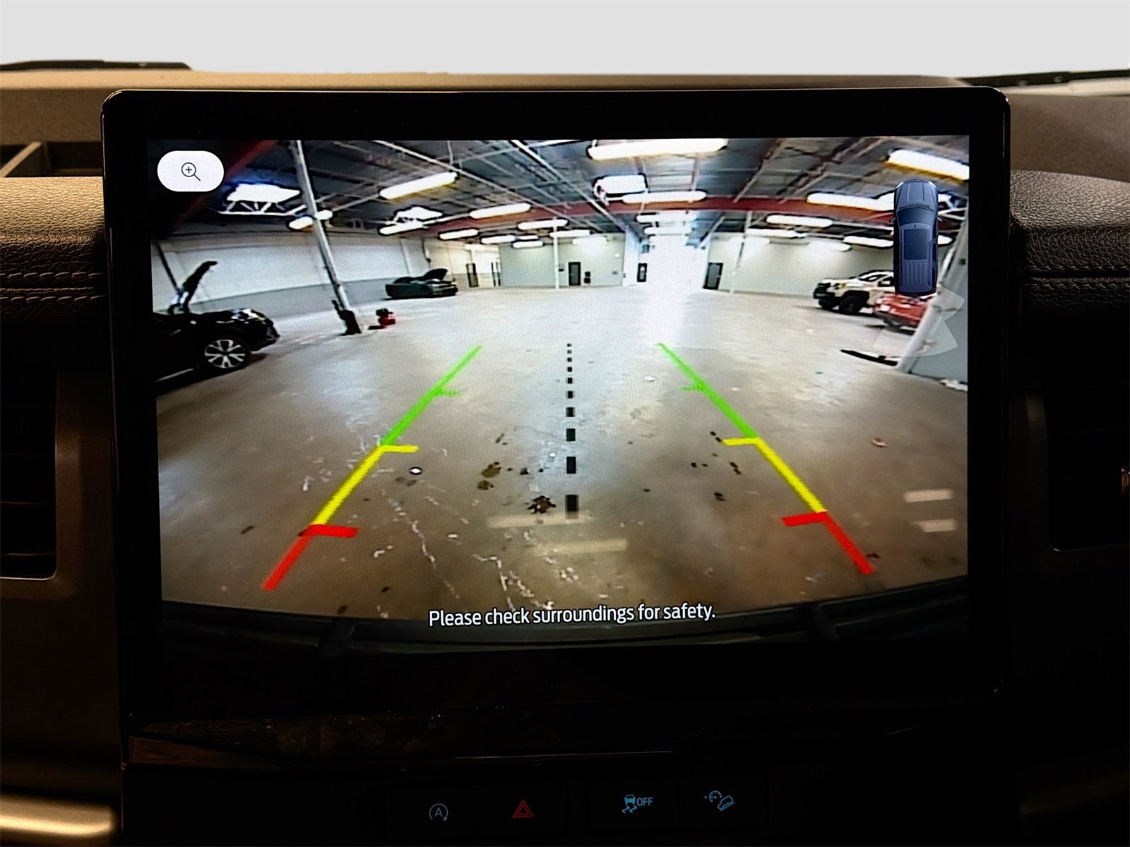 Used 2024 Ford Expedition XLT image 14