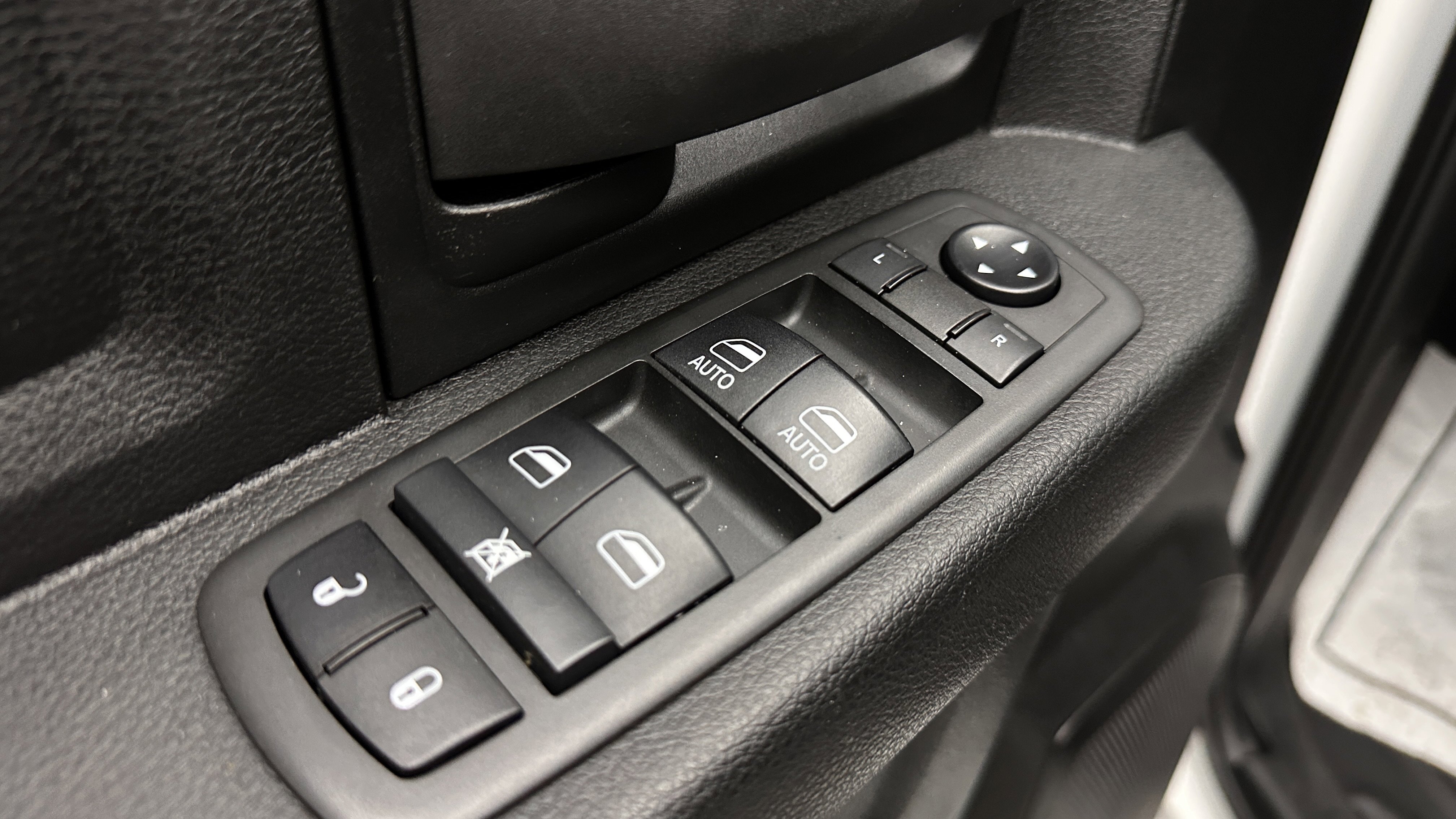 Used 2021 RAM 3500 Tradesman image 11